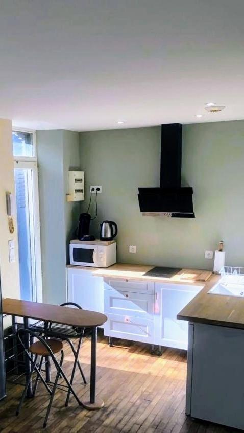 Logement A Brive Avec Terrasse Et Climatisation - Pres De La Gare Et Du Centre-Ville - Wifi Et Stationnement Gratuit 외부 사진